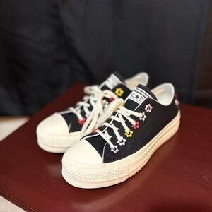 Converse All Star Lift Platform Embroidered Floral